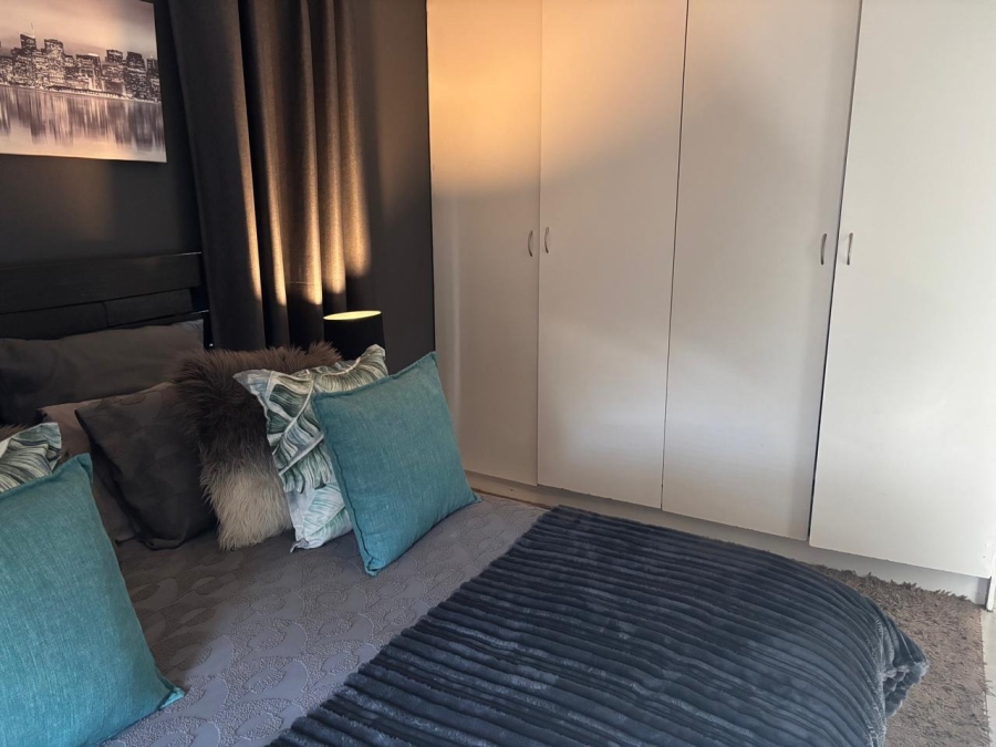 2 Bedroom Property for Sale in Waterval East North West